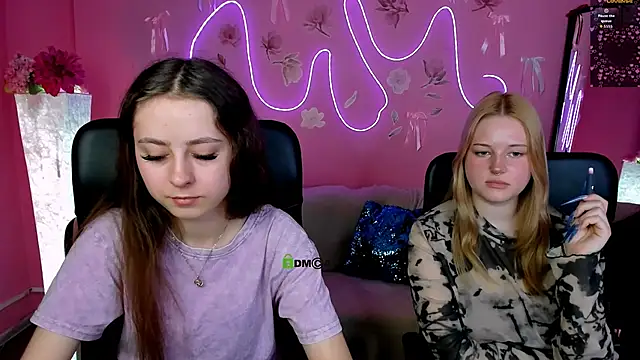 rebecca smile online show from 23, 4, 2026