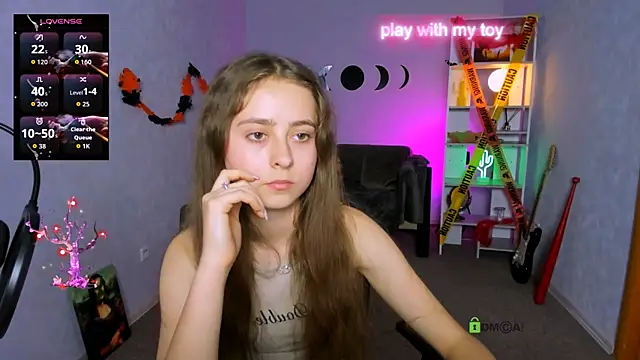 rebecca smile online show from 27, 10, 2025