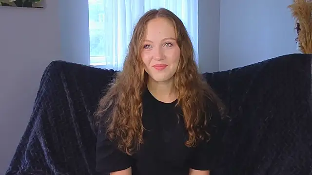 PillowMoans online show from 6, 10, 2025