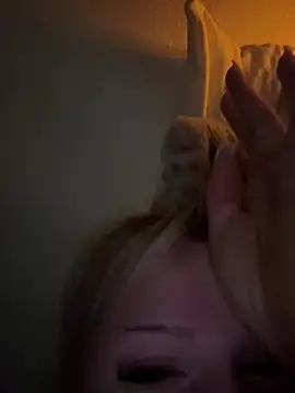 blondeeee online show from 18, 12, 2025