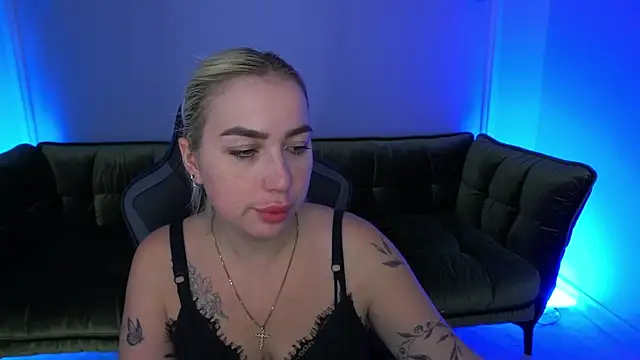 MariellaVi online show from 30, 9, 2025