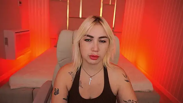 MariellaVi online show from 6, 10, 2025
