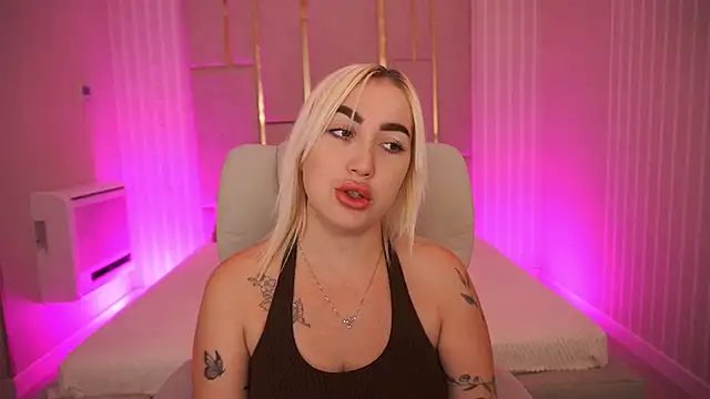 MariellaVi online show from 26, 9, 2025