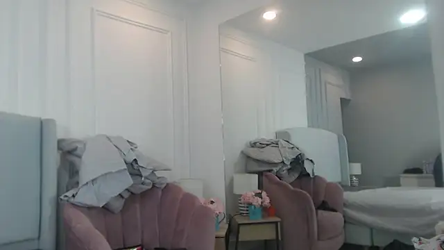 ChantalGarner online show from 12, 1, 2026