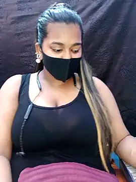 Hot Girl Dimple online show from 26, 9, 2025