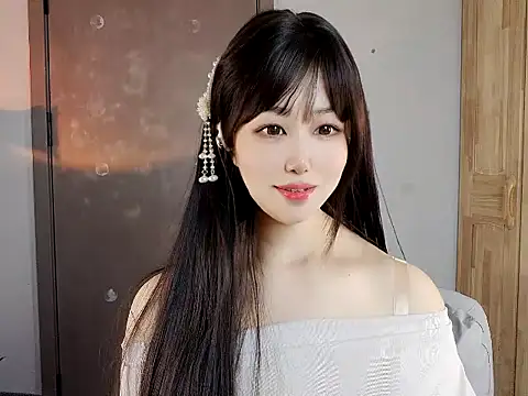 Tinababe-00 online show from 1, 10, 2025