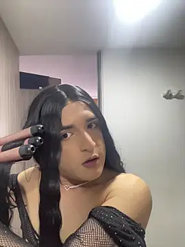 Dania Oconor online show from 10, 11, 2025