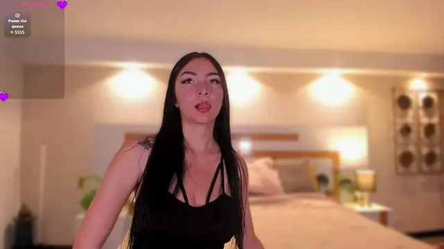 Violeta dh online show from 15, 4, 2026