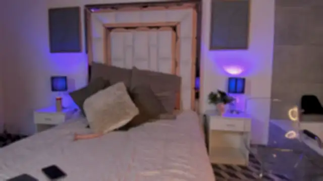 Violeta dh online show from 5, 11, 2025