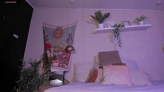 Violeta dh online show from 2, 2, 2026