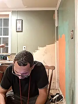 ThrowedWorldWide online show from 2, 12, 2025