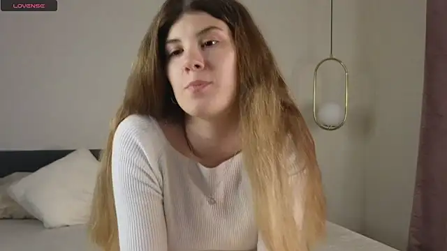 ShawneeZissler online show from 4, 10, 2025