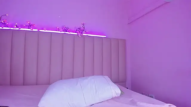 theladymonserrateshow online show from 16, 4, 2026