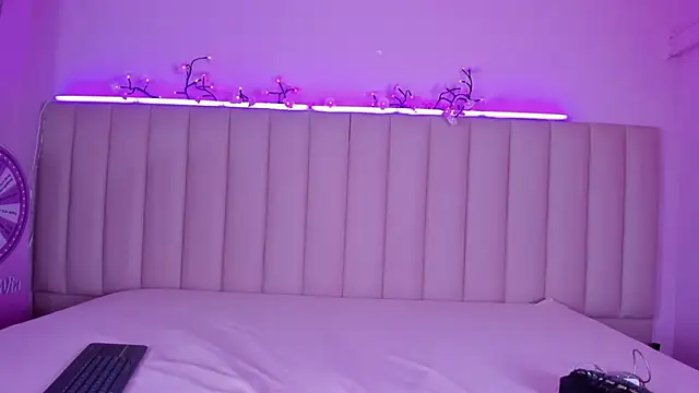 theladymonserrateshow online show from 16, 4, 2026