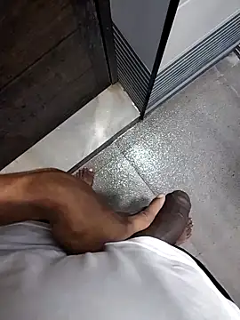 Snapshot of BIG_DICK__BOY chatting on 26, 10, 2025 BIG DICK BOY online show from 26, 10, 2025