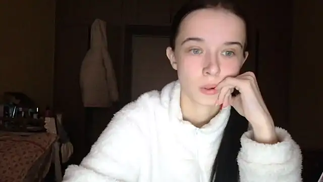 Emilia Light online show from 11, 2, 2026