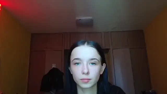 Emilia Light online show from 14, 4, 2026