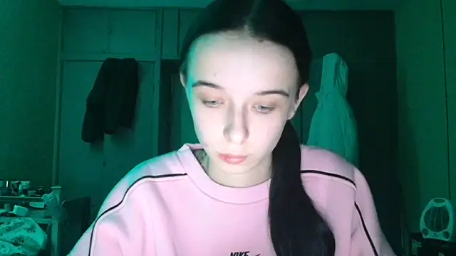 Emilia Light online show from 30, 11, 2025