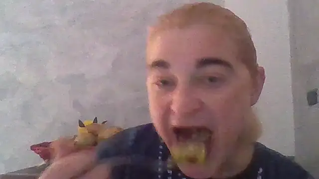 GoldenAngelMilf online show from 9, 4, 2026