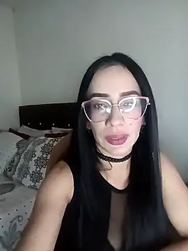 Snapshot of YaraDuartee chatting on 10, 4, 2026 YaraDuartee online show from 10, 4, 2026