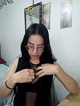 YaraDuartee online show from 14, 12, 2025