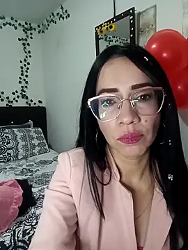 YaraDuartee online show from 18, 2, 2026