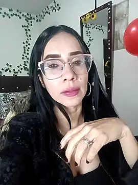 YaraDuartee online show from 17, 2, 2026