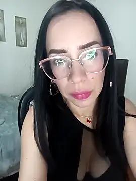 Snapshot of YaraDuartee chatting on 31, 3, 2026 YaraDuartee online show from 31, 3, 2026