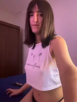 Black Chanel online show from 26, 9, 2025