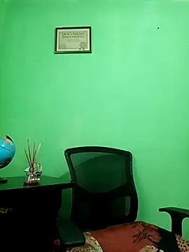 VANESSA  01 online show from 6, 11, 2025