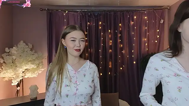 TwixieGuo online show from 11, 2, 2026