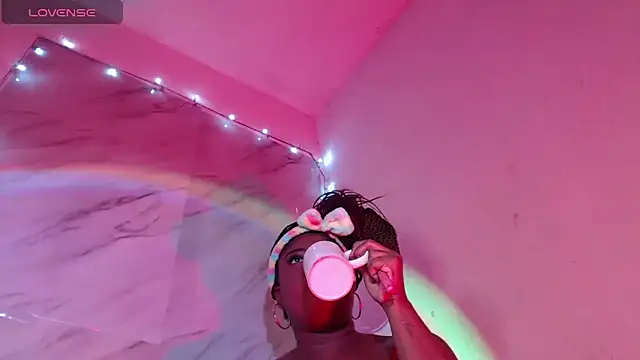 GraceMaceeyx2 online show from 12, 11, 2025