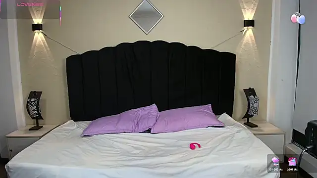 GabySweett  online show from 5, 12, 2025