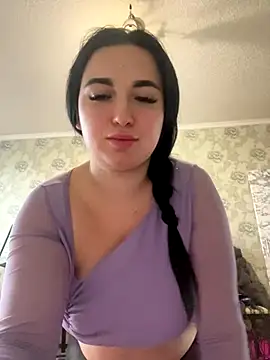 LoveMiQueen1 online show from 4, 10, 2025