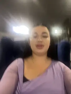 LoveMiQueen1 online show from 3, 10, 2025
