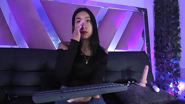 KateValencia online show from 12, 3, 2026