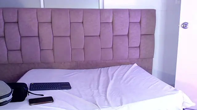 KateValencia online show from 13, 2, 2026