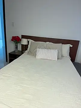 Capricho 01 online show from 24, 2, 2026