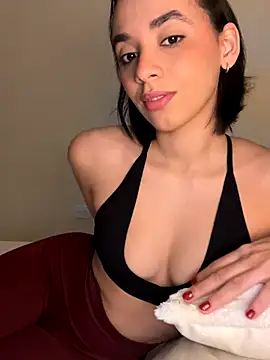 Capricho 01 online show from 27, 10, 2025