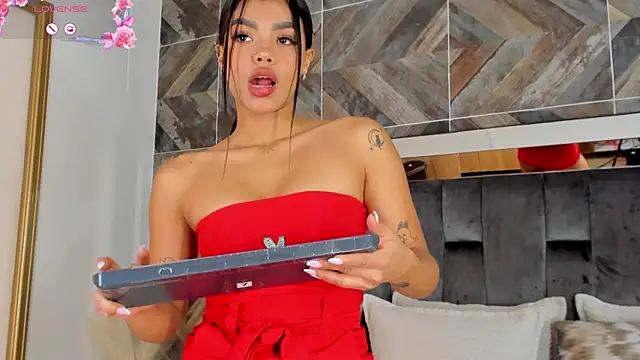 NaylaGrey online show from 8, 11, 2025