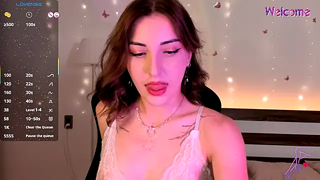 AmyVilvet  online show from 4, 11, 2025