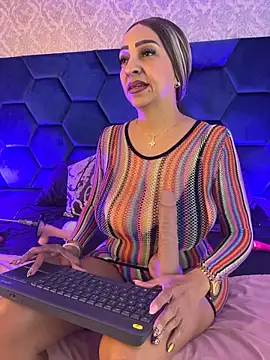 Angelina Roa online show from 15, 5, 2026