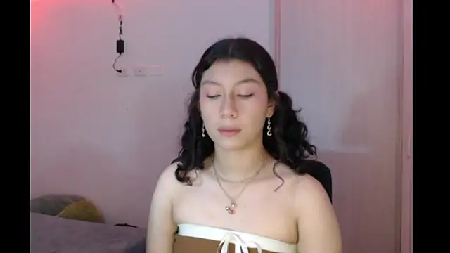 Ivonnybonn online show from 29, 11, 2025