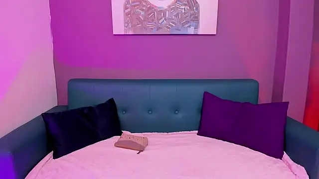 Alessiia   online show from 13, 11, 2025