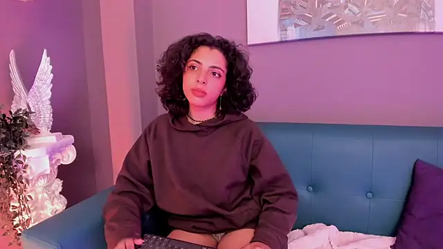 Alessiia   online show from 7, 11, 2025