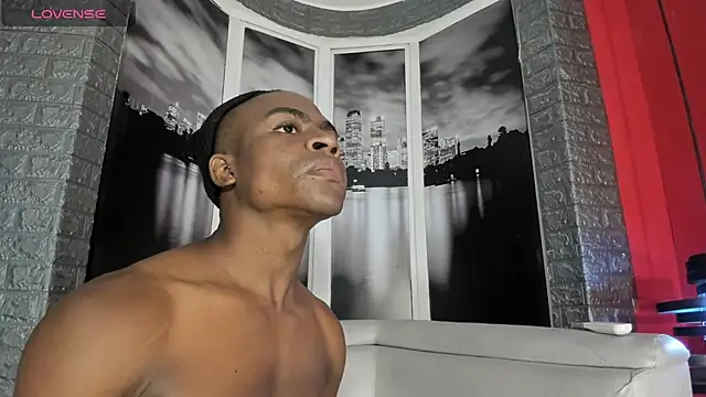 Snapshot of george_lance chatting on 31, 10, 2025 george lance online show from 31, 10, 2025