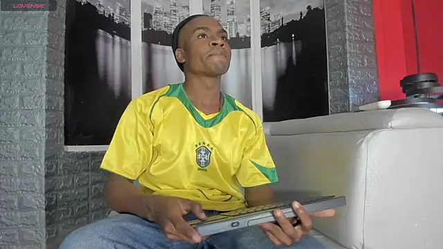 Snapshot of george_lance chatting on 10, 10, 2025 george lance online show from 10, 10, 2025