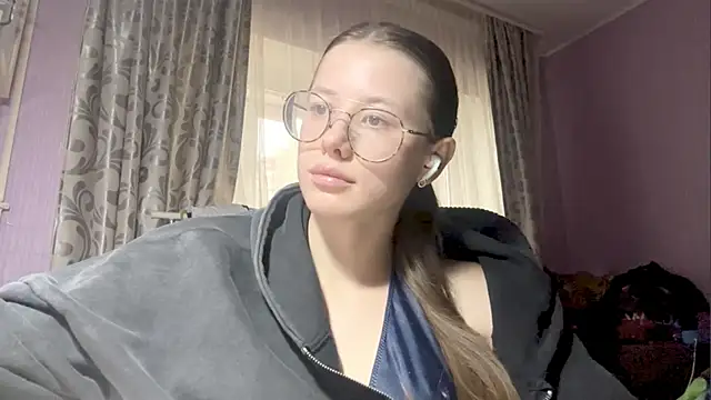 EleanoraDriere online show from 28, 9, 2025