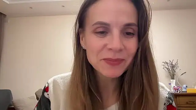 AnnieLove7722 online show from 9, 10, 2025