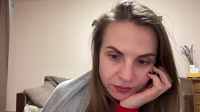 AnnieLove7722 online show from 5, 11, 2025